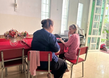 CHĂM SÓC BAN NGÀY 